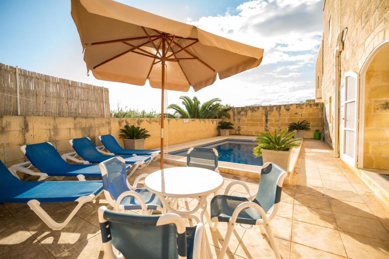 Girardu Holiday Home วิกตอเรีย ภายนอก รูปภาพ