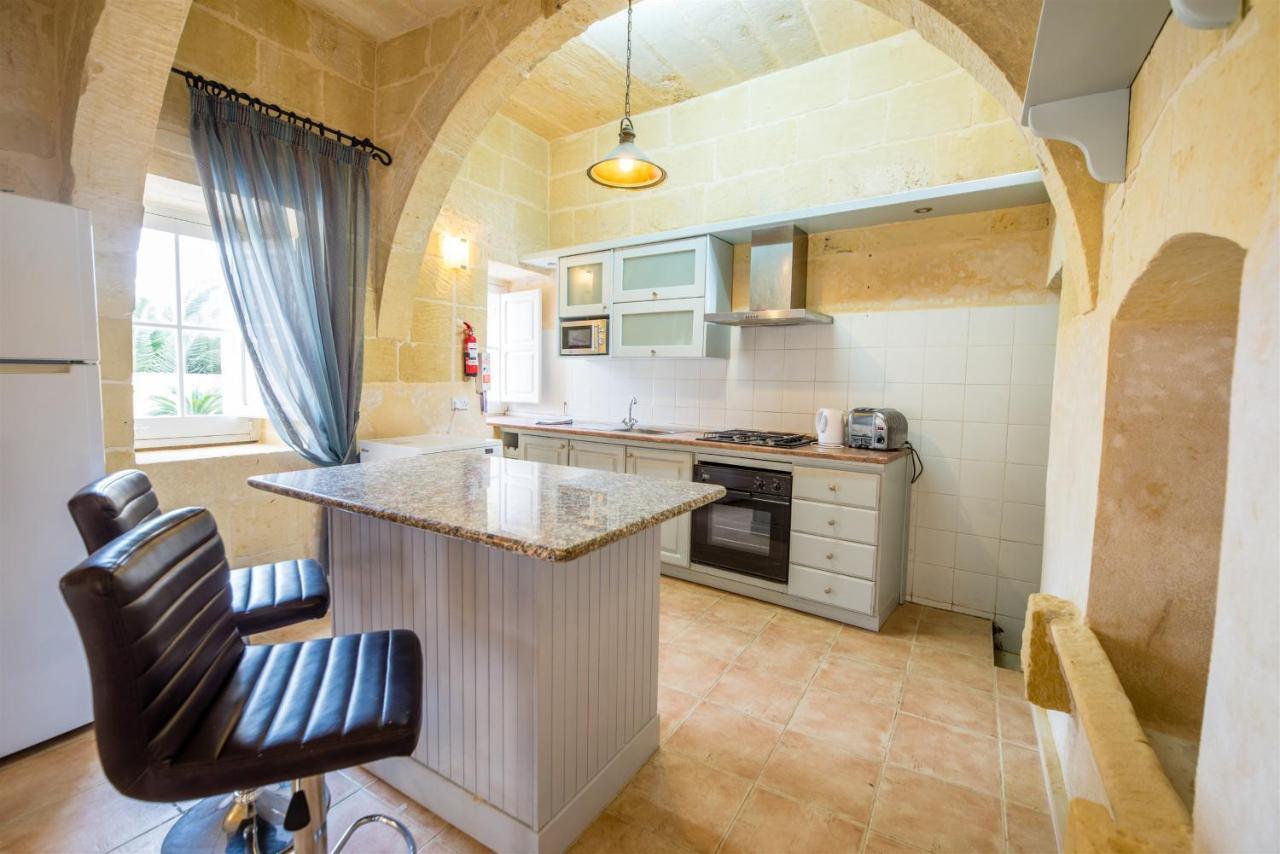 Girardu Holiday Home วิกตอเรีย ภายนอก รูปภาพ