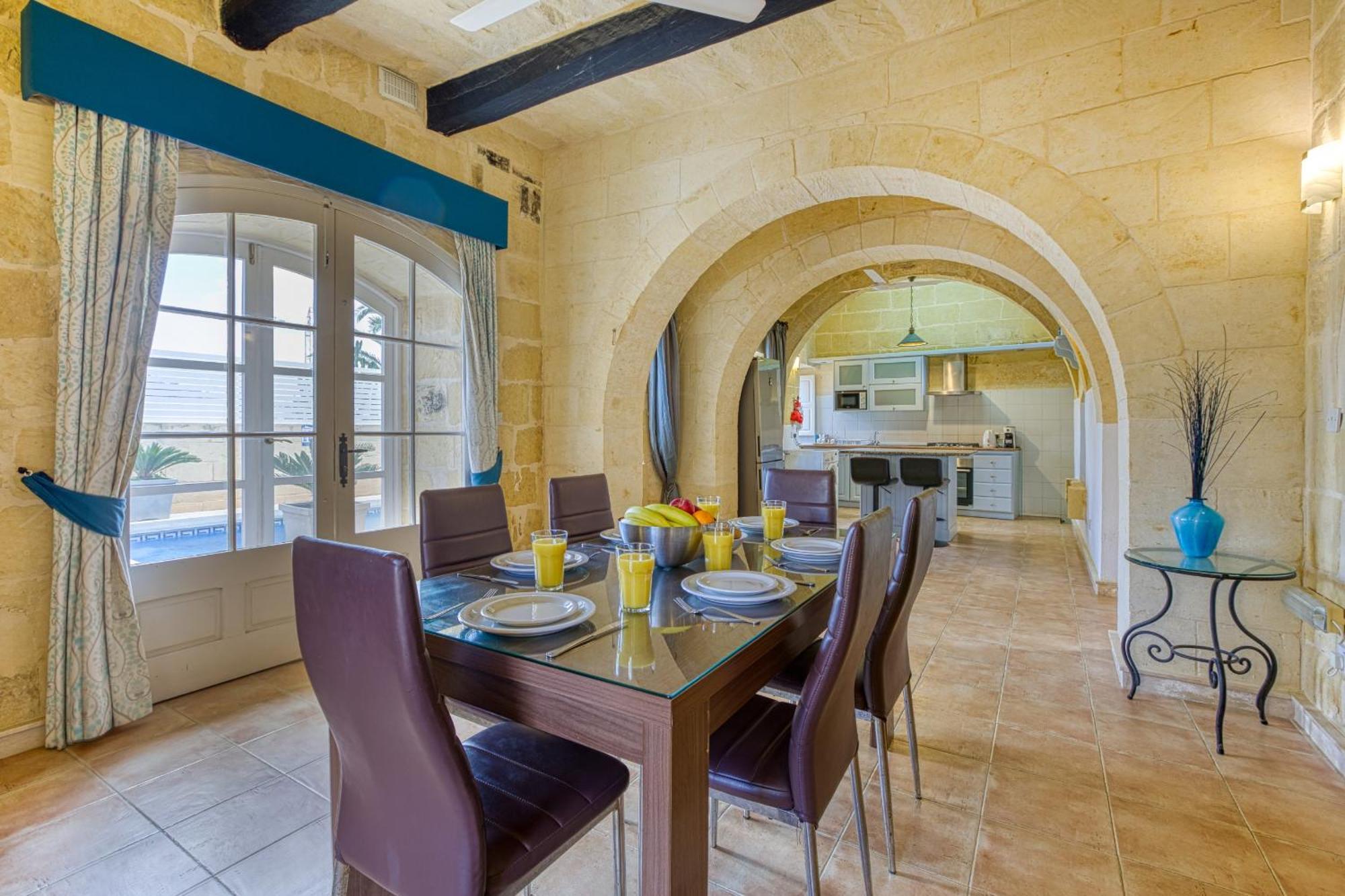 Girardu Holiday Home วิกตอเรีย ภายนอก รูปภาพ