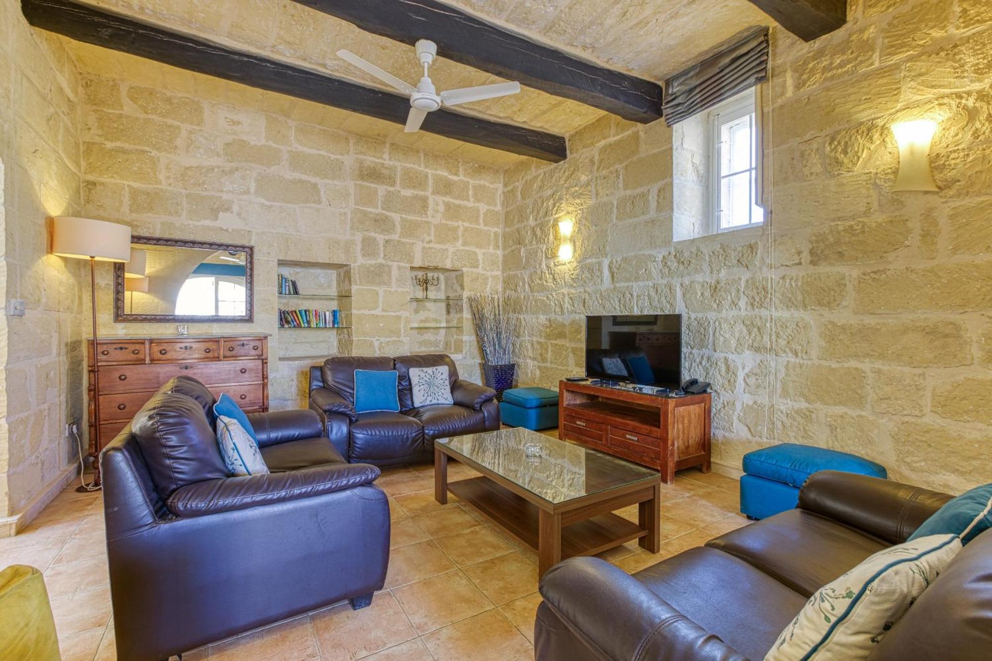 Girardu Holiday Home วิกตอเรีย ภายนอก รูปภาพ