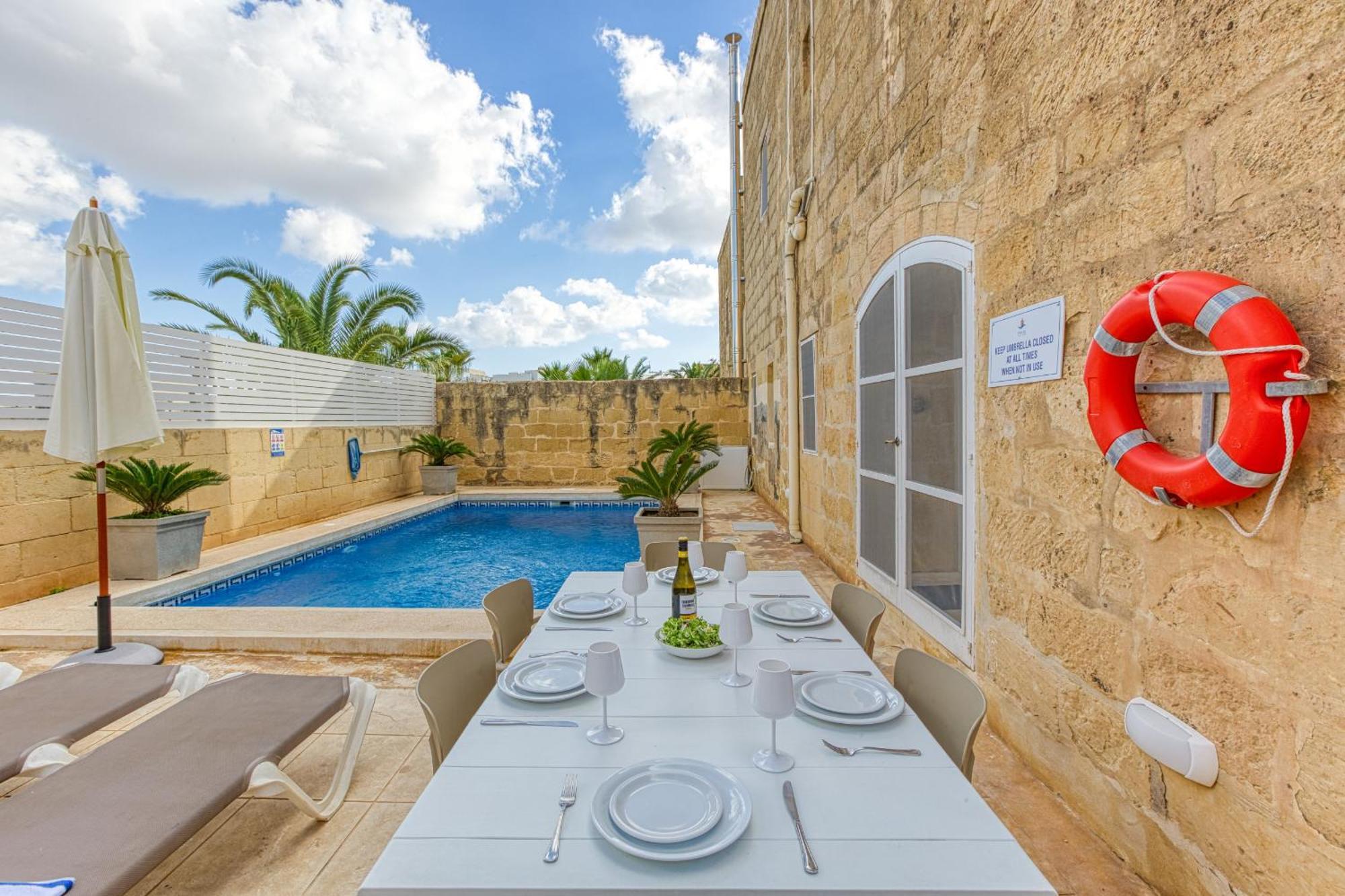 Girardu Holiday Home วิกตอเรีย ภายนอก รูปภาพ