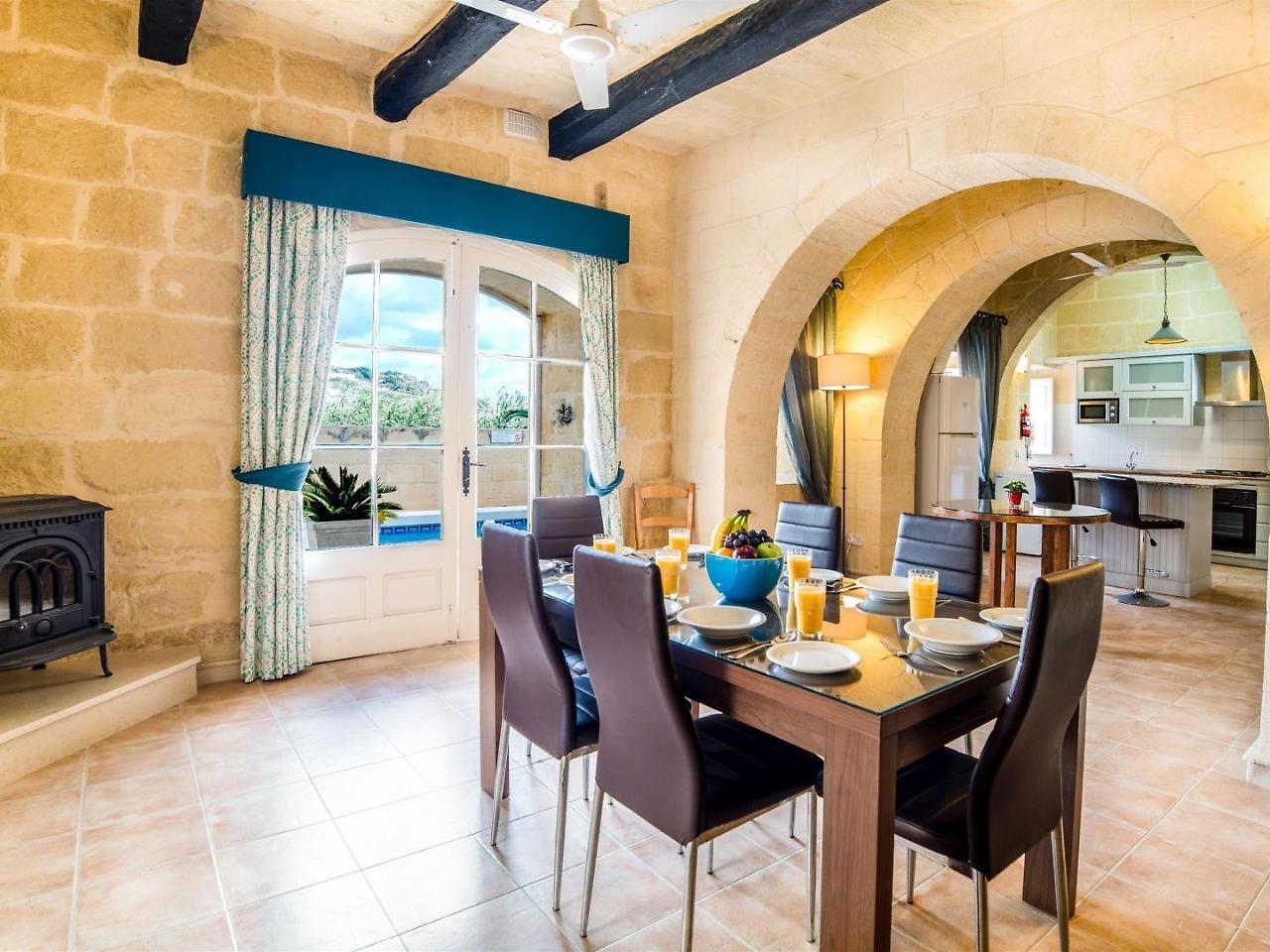 Girardu Holiday Home วิกตอเรีย ภายนอก รูปภาพ